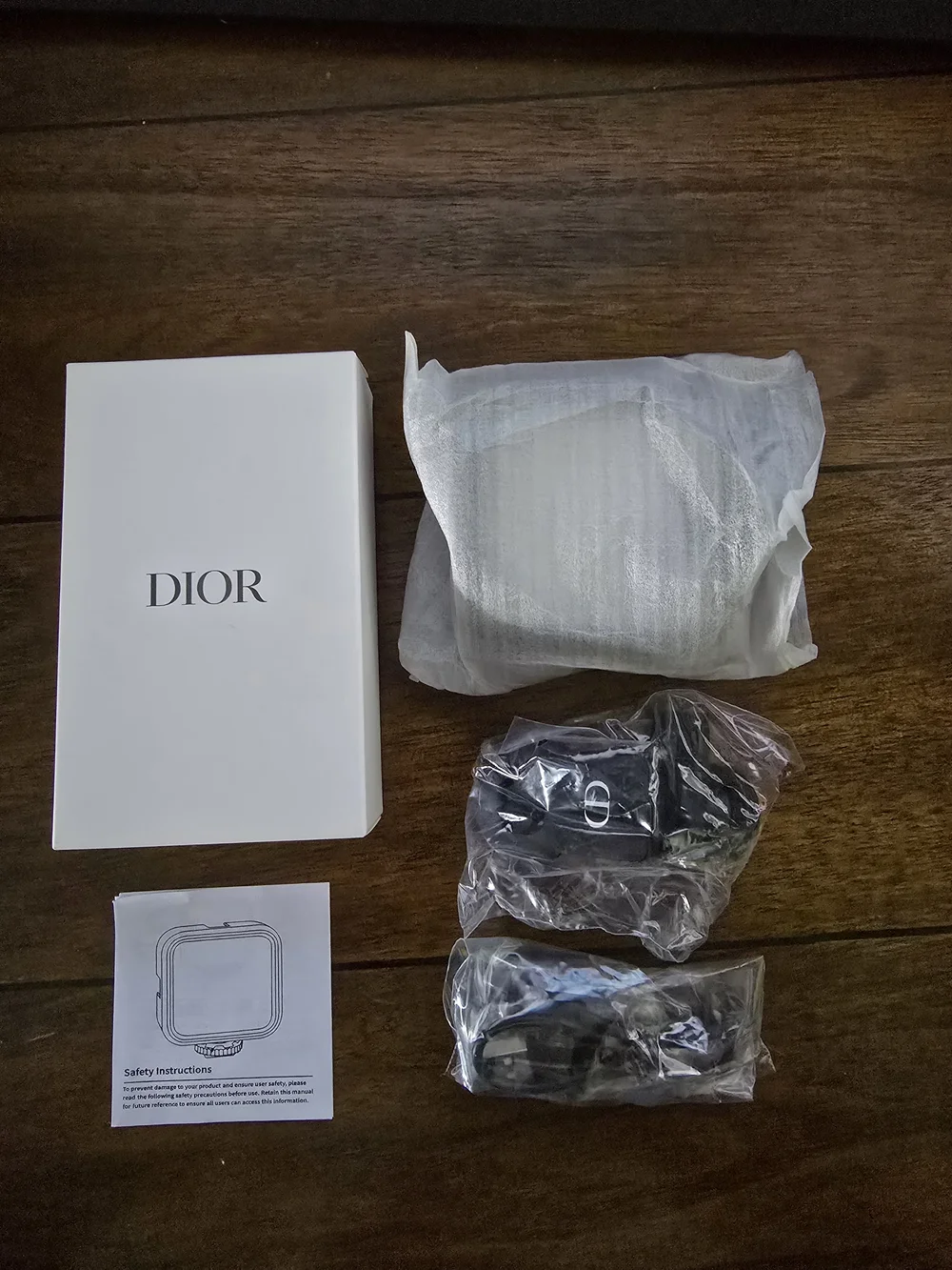 Dior LED Camera Light in Black **OFFERS WELCOME!**